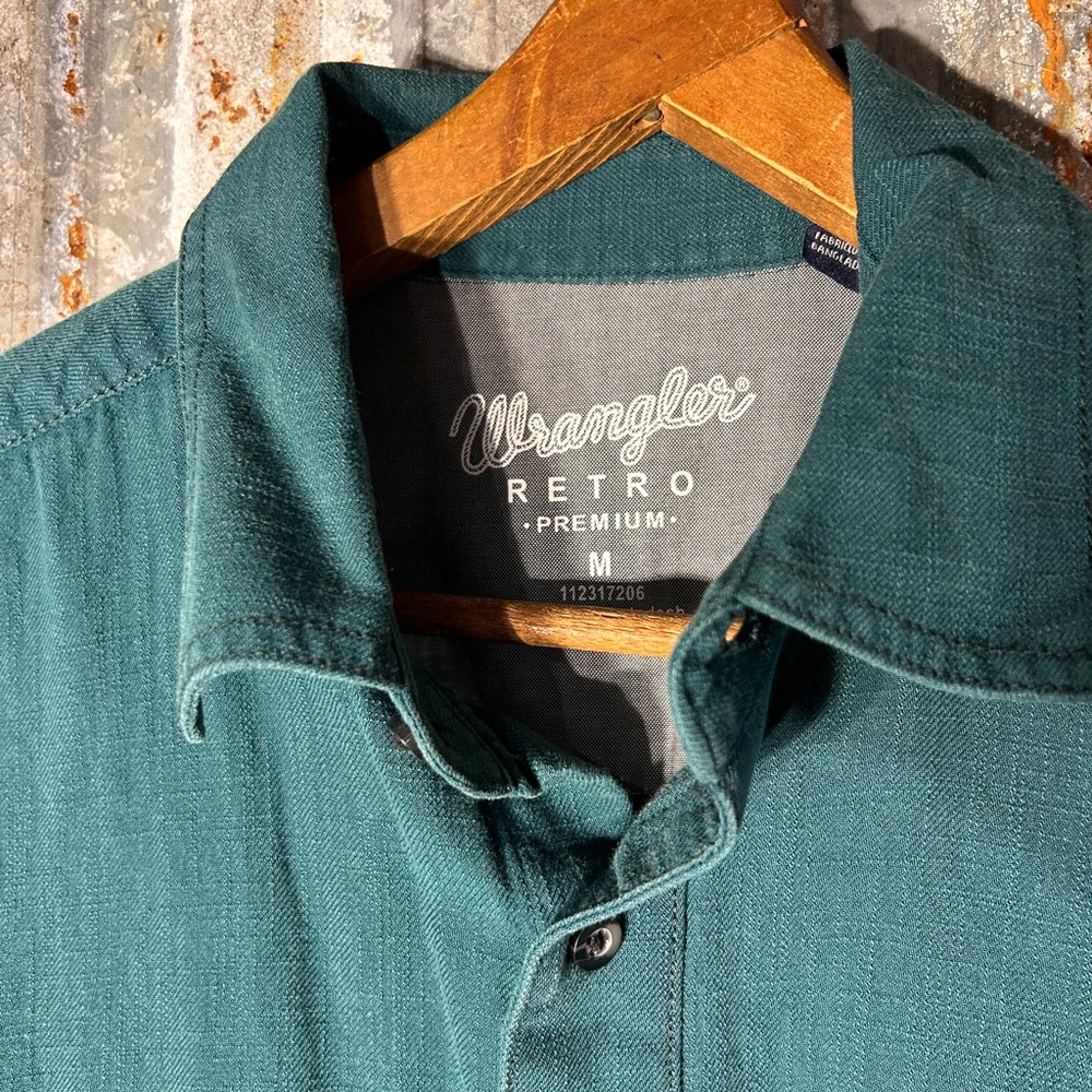 Men’s wrangler retro button down